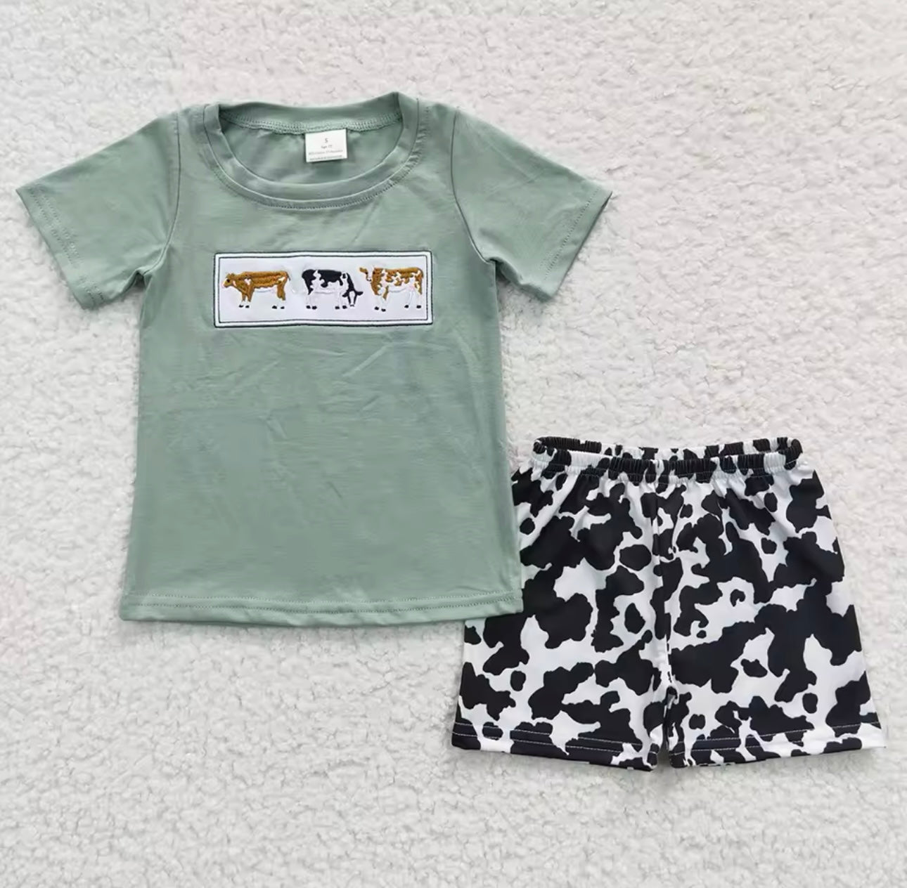 PRE-ORDER! Boys or Girls Cow Outfit